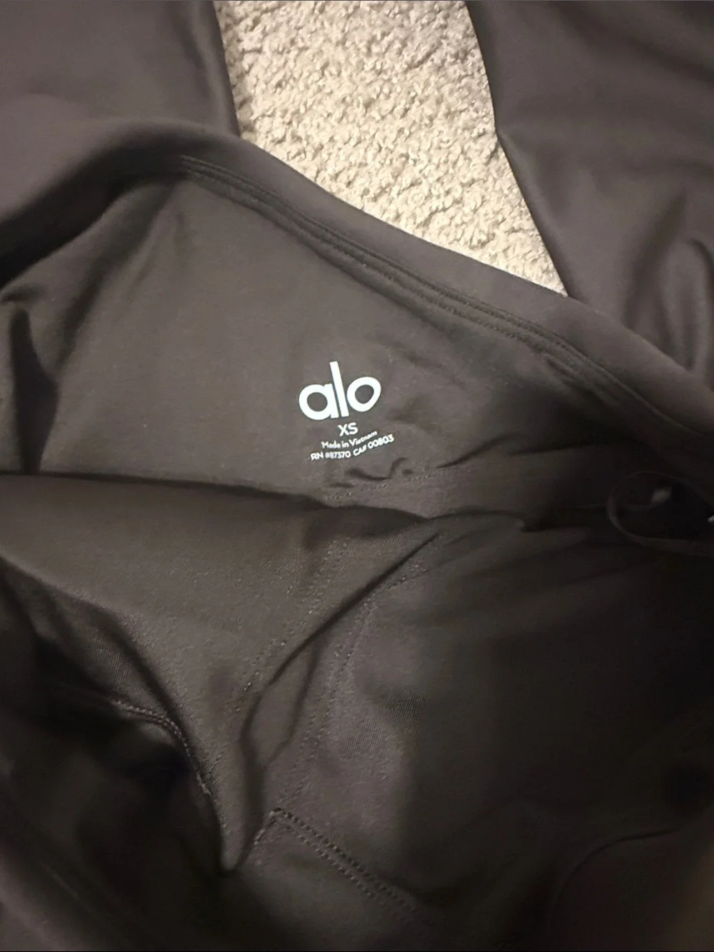ALO Yoga sleek one